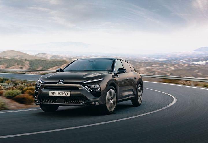 NUOVA CITROËN C5 X SPAZIO AL BENESSERE
