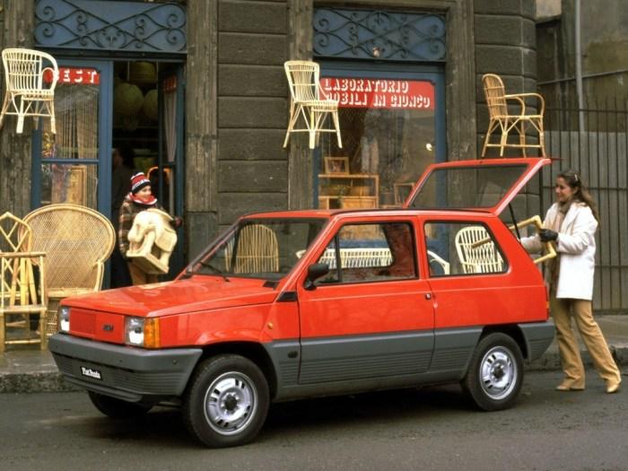 Fiat Panda torna a crescere e si conferma ancora l’auto più venduta in Italia.