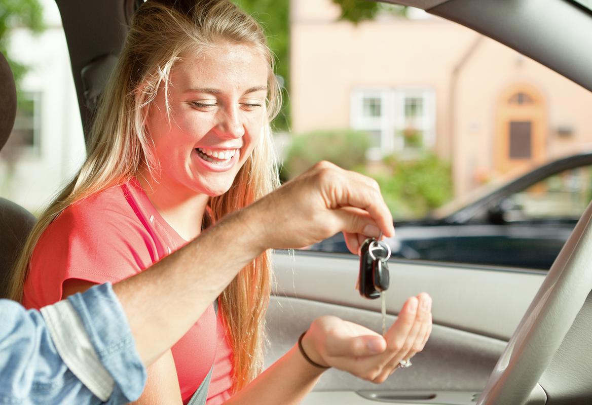 Regalo per il diploma. E se fosse un’auto con il noleggio tutto incluso