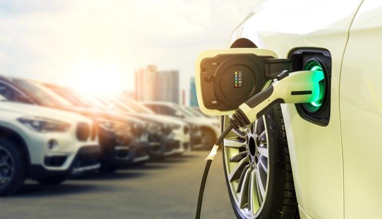 Per vivere il Futuro è necessario anticiparlo. E’ arrivata gREeNTALL, la mobilità che piace a tutti, anche al Pianeta.