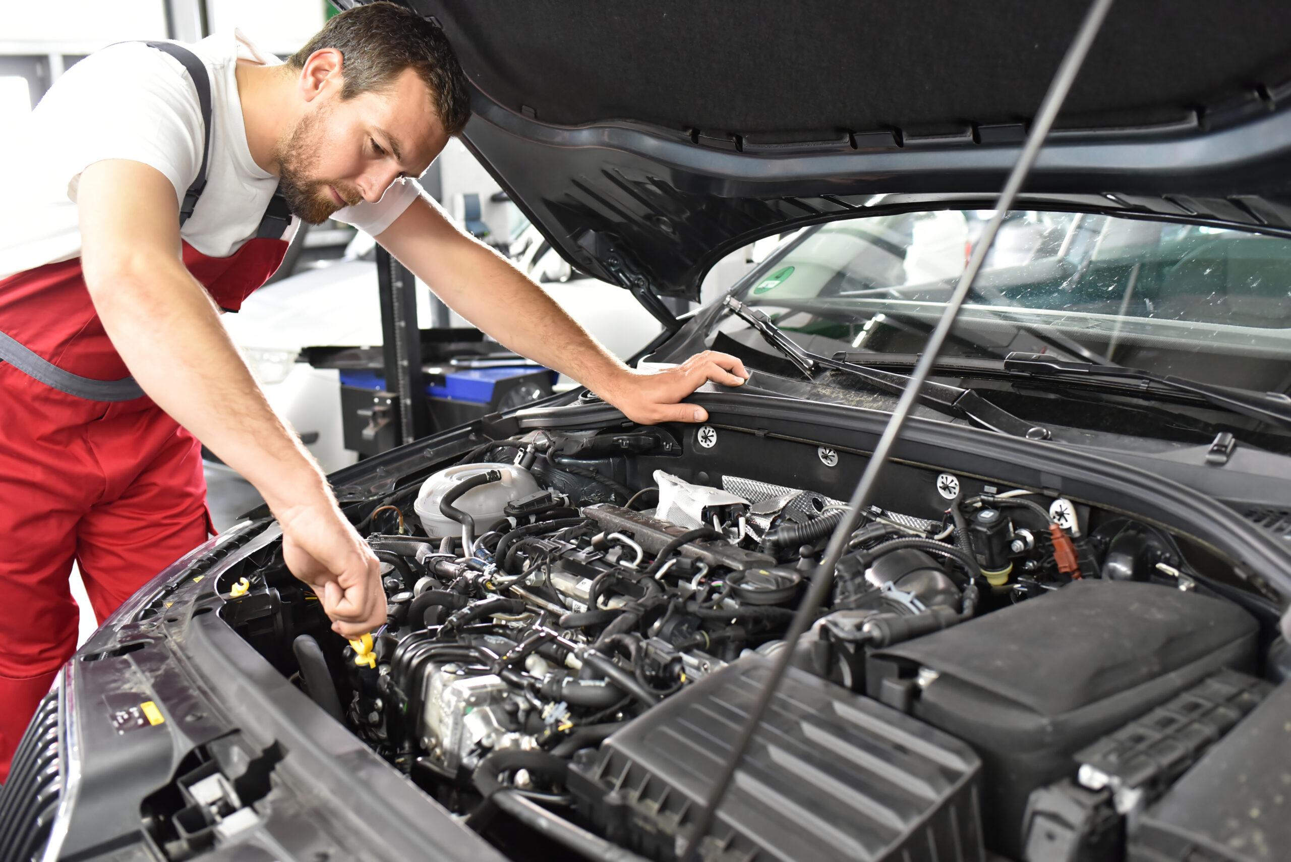 Controlli Estivi per l’Auto: Preparati per Viaggi Sicuri e Sereni